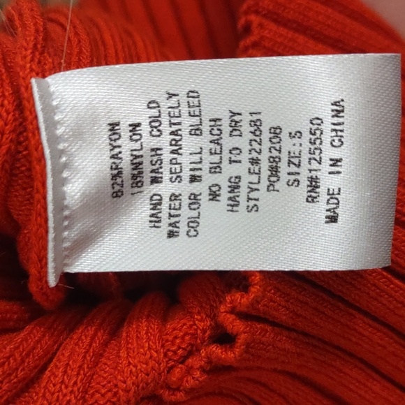 SLIGHTLY USED HERA SWEATER TURTLE NECK ORANGE LONG SLEEVE SIZE SMALL DRESS - Picture 10 of 10